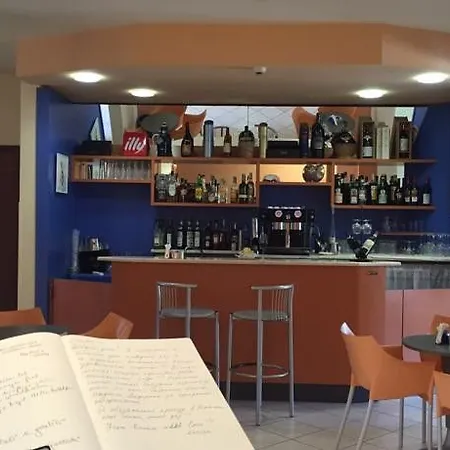 La Pace מלון פורטה דיי מארמי